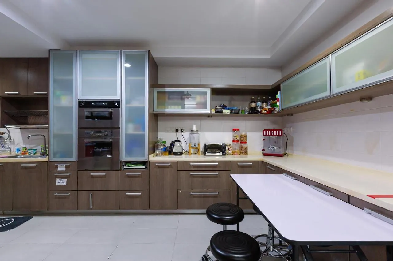 Δωμάτια σε οικογενειακή κατοικία Family Two Suites 家庭式两房 Τζωρτζ Τάουν
